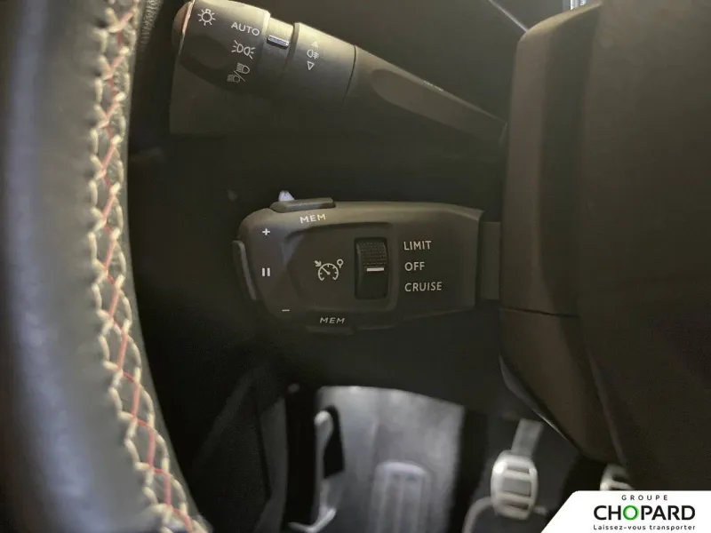 Image secondaire du véhicule 13