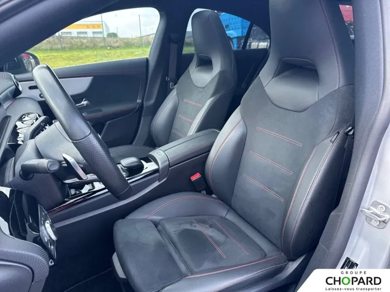 Image secondaire du véhicule 12