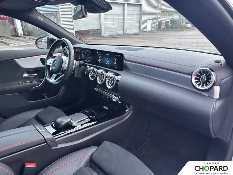 Image secondaire du véhicule 14