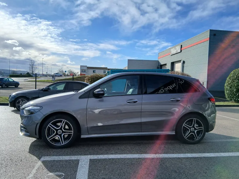 Image secondaire du véhicule 8