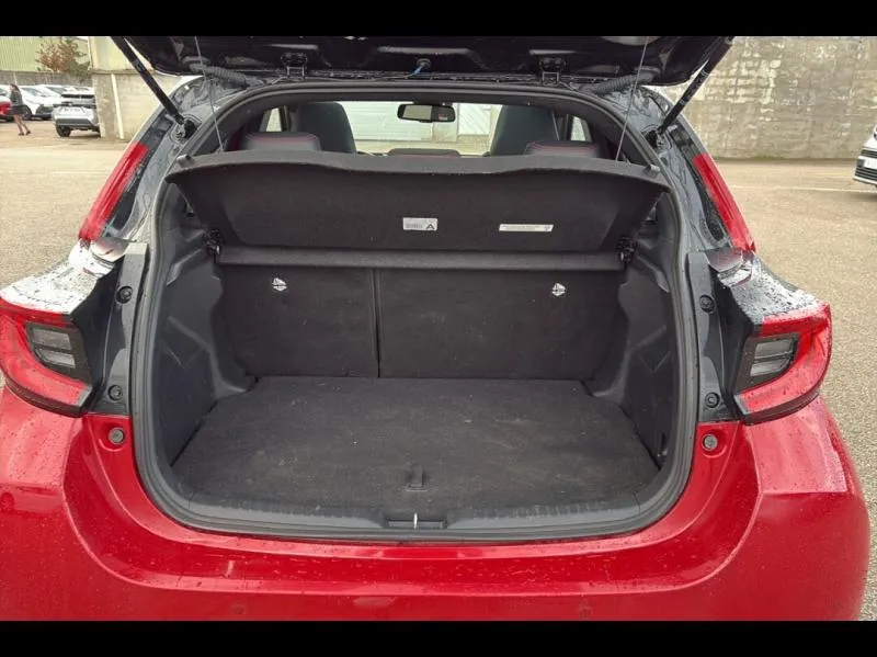 Image secondaire du véhicule 10