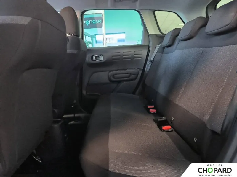 Image secondaire du véhicule 12