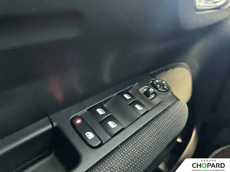 Image secondaire du véhicule 19