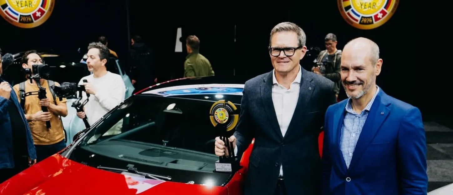 Mercedes CLA : Remise trophée Car of the Year