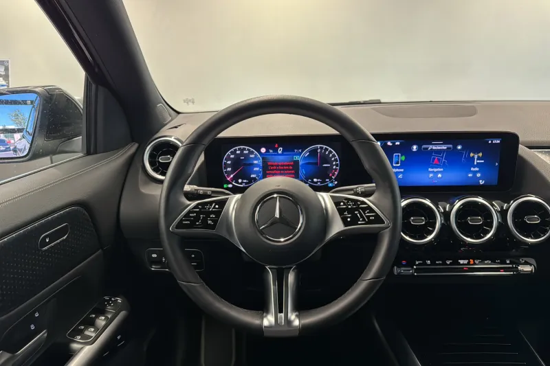 Image secondaire du véhicule 25