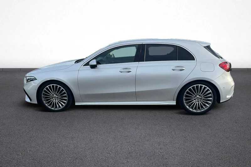 Image secondaire du véhicule 9