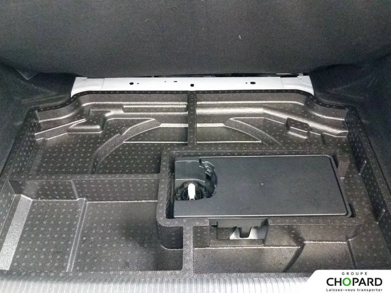 Image secondaire du véhicule 16