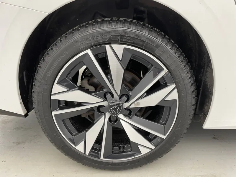 Image secondaire du véhicule 40