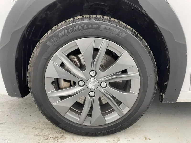 Image secondaire du véhicule 33