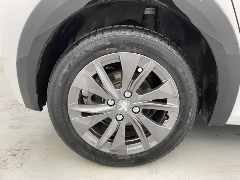 Image secondaire du véhicule 35