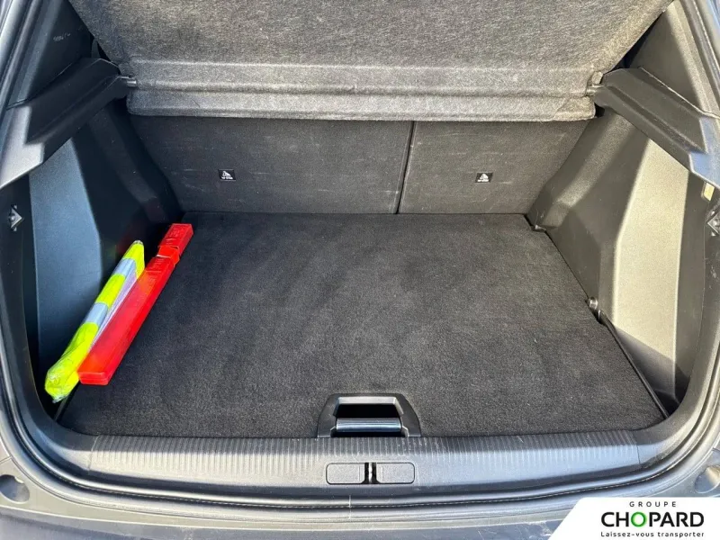 Image secondaire du véhicule 9