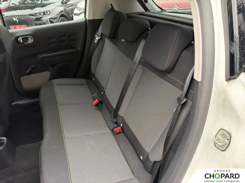 Image secondaire du véhicule 9