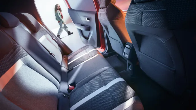 Opel Frontera 2024 : banquette arrière