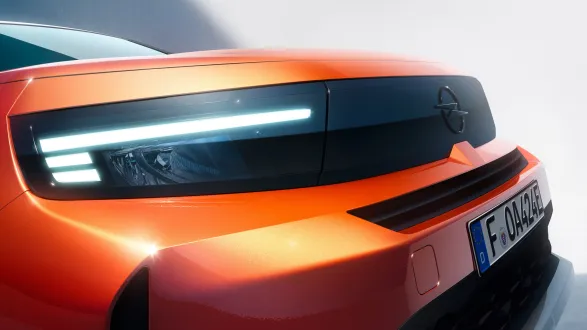 Opel Frontera 2024 : détail phare avant