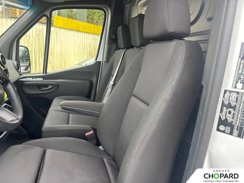 Image secondaire du véhicule 14