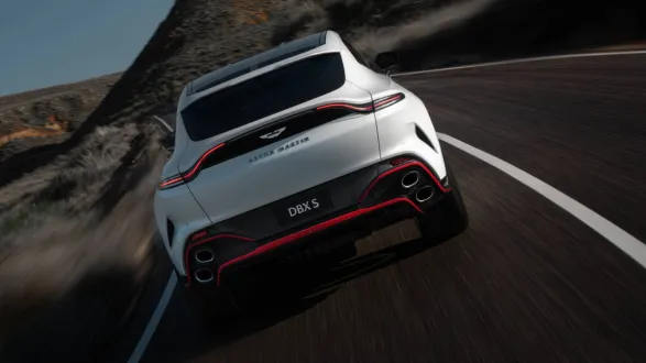 Aston Martin DBX S : Face arrière