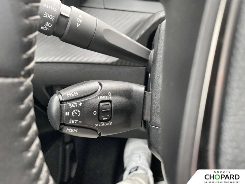 Image secondaire du véhicule 14