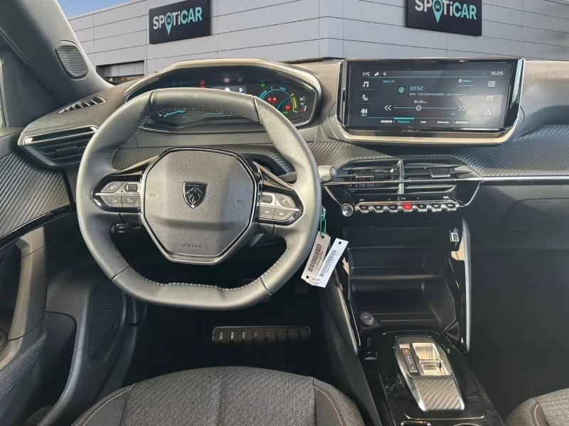 Image secondaire du véhicule 9