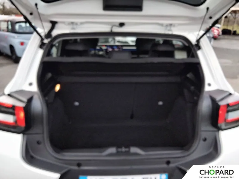 Image secondaire du véhicule 9