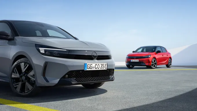 Opel Corsa 2023 : détail calandre Vizor