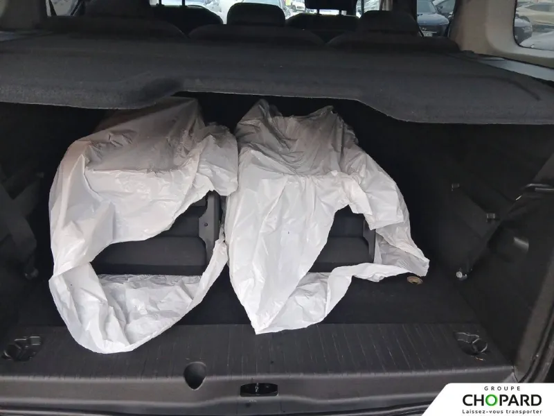 Image secondaire du véhicule 9