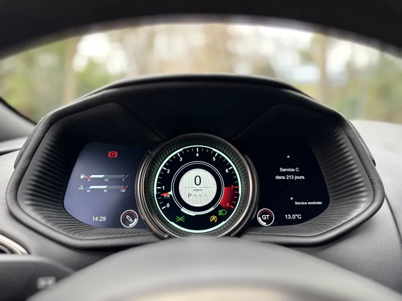 Image secondaire du véhicule 11