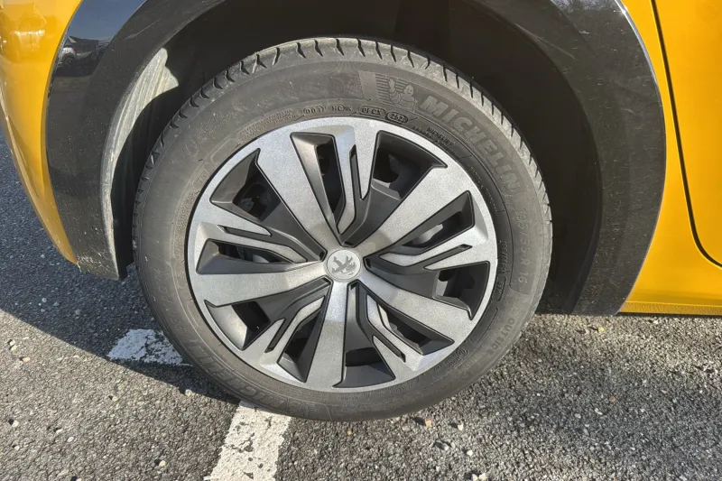 Image secondaire du véhicule 12