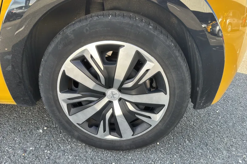 Image secondaire du véhicule 13