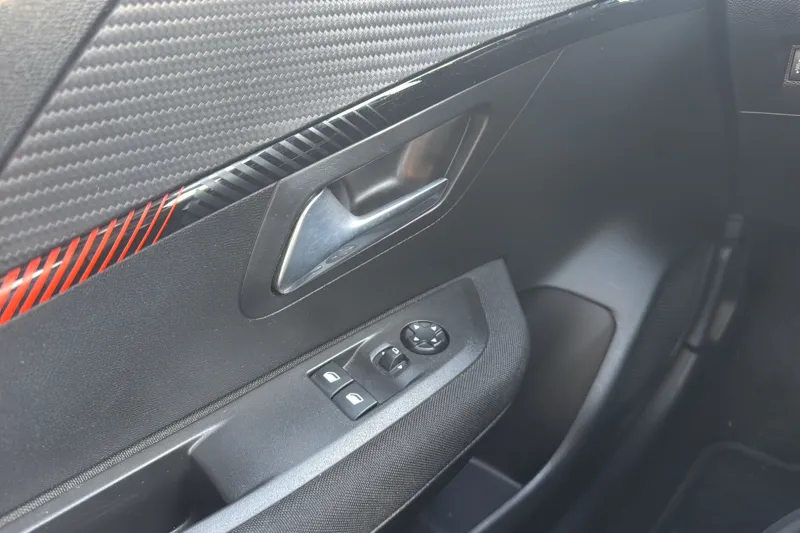 Image secondaire du véhicule 18