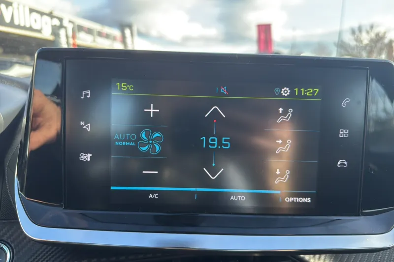 Image secondaire du véhicule 33