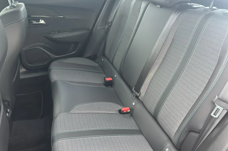 Image secondaire du véhicule 12