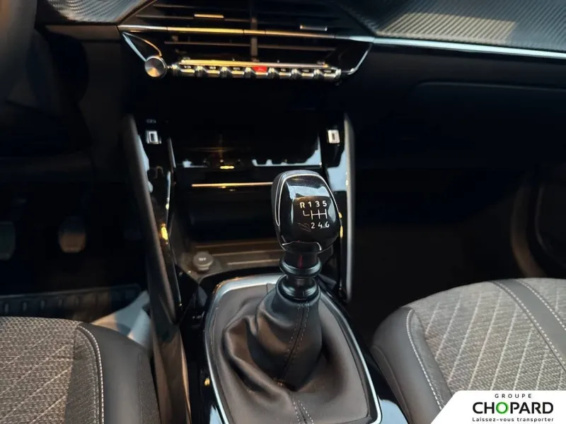 Image secondaire du véhicule 22