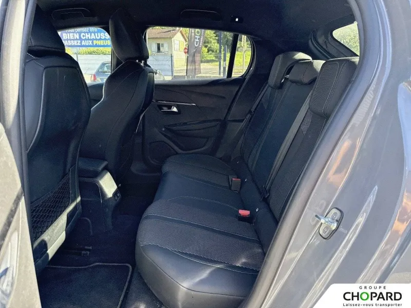 Image secondaire du véhicule 11