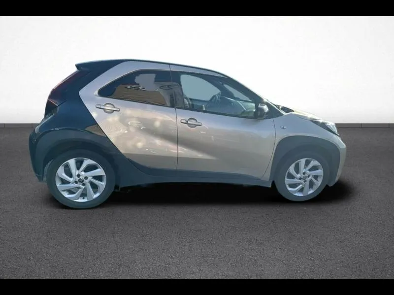 Image secondaire du véhicule 8