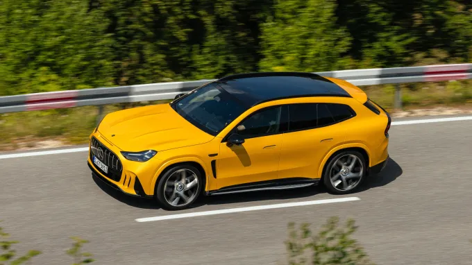 Mercedes-AMG GT SUV : vue hauteur