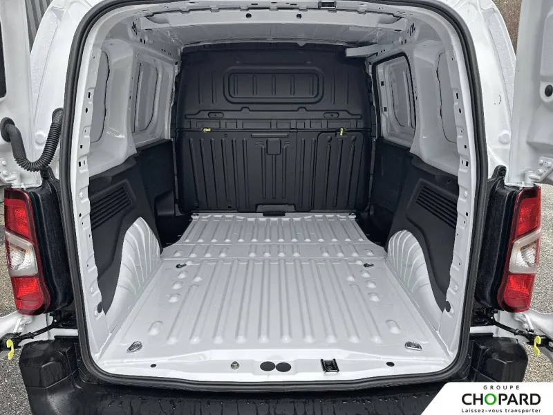 Image secondaire du véhicule 9