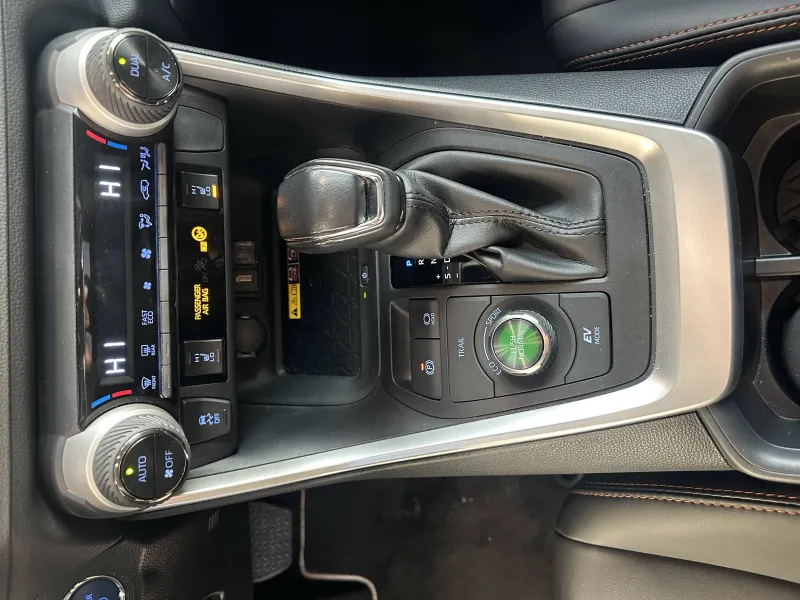 Image secondaire du véhicule 10