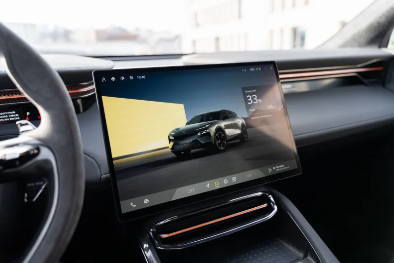 Image secondaire du véhicule 9