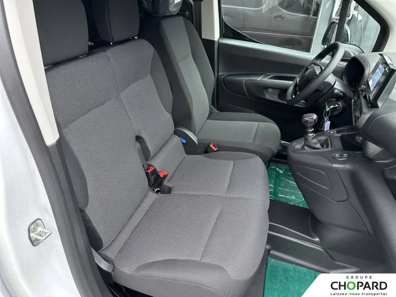 Image secondaire du véhicule 14