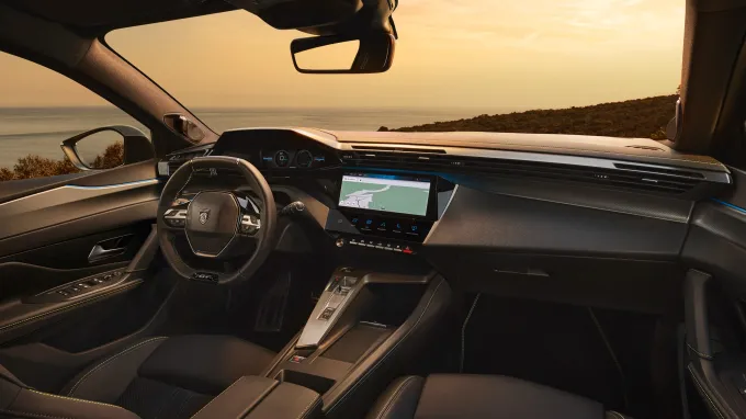 Peugeot 408 : Planche de bord