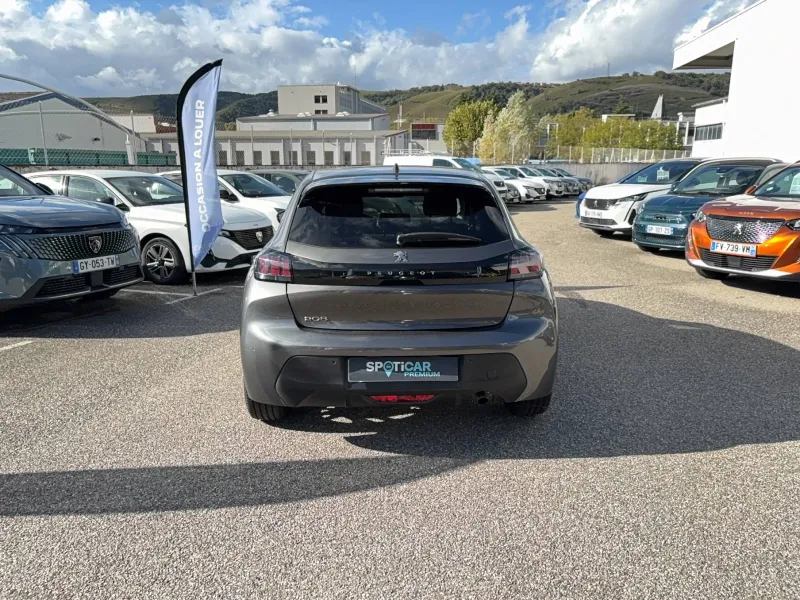 Image secondaire du véhicule 6
