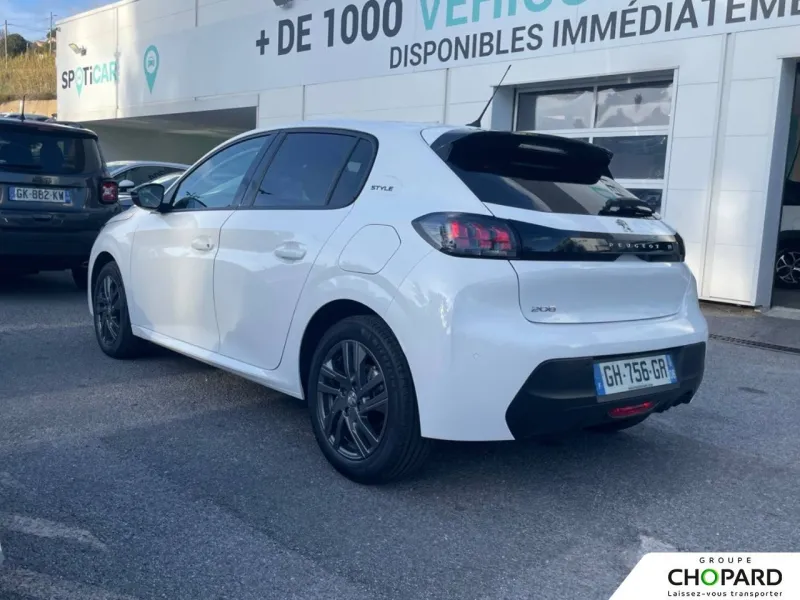 Image secondaire du véhicule 8