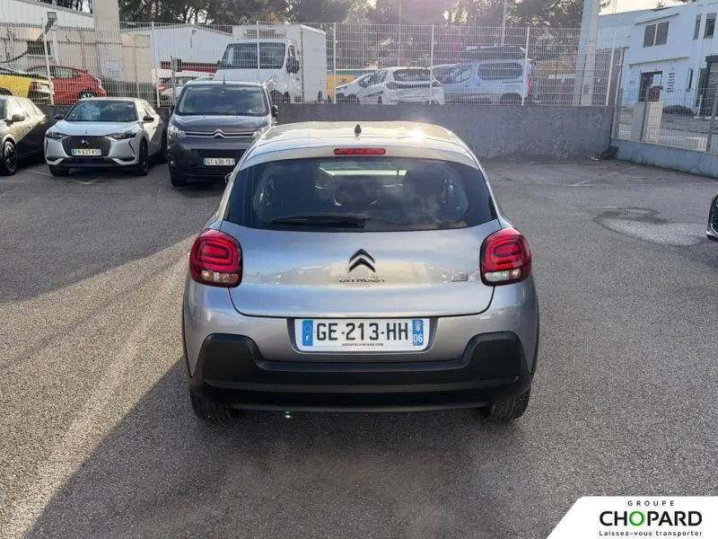 Image secondaire du véhicule 6