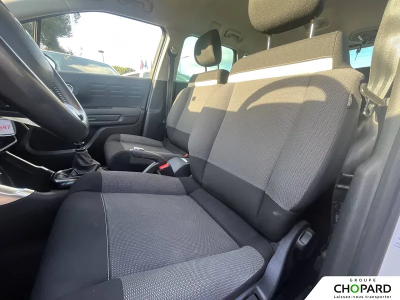 Image secondaire du véhicule 10