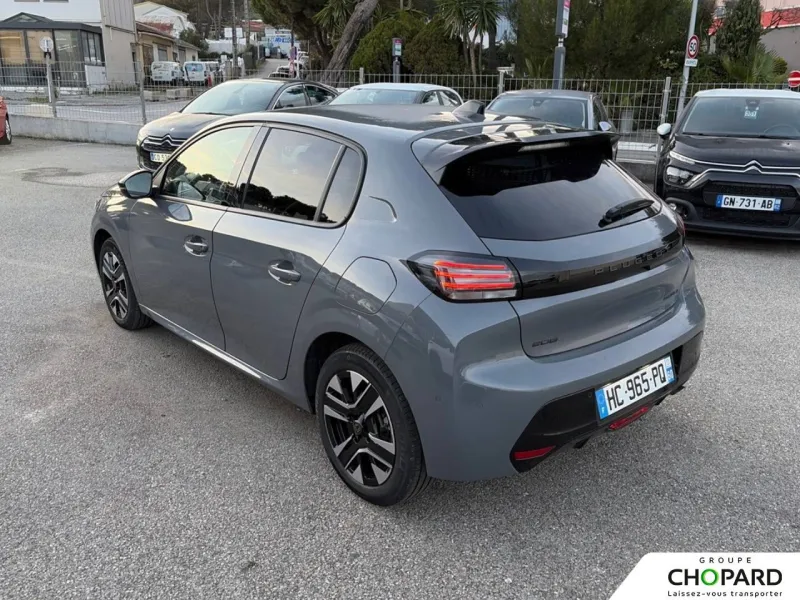 Image secondaire du véhicule 8