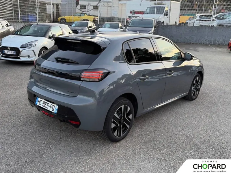 Image secondaire du véhicule 9