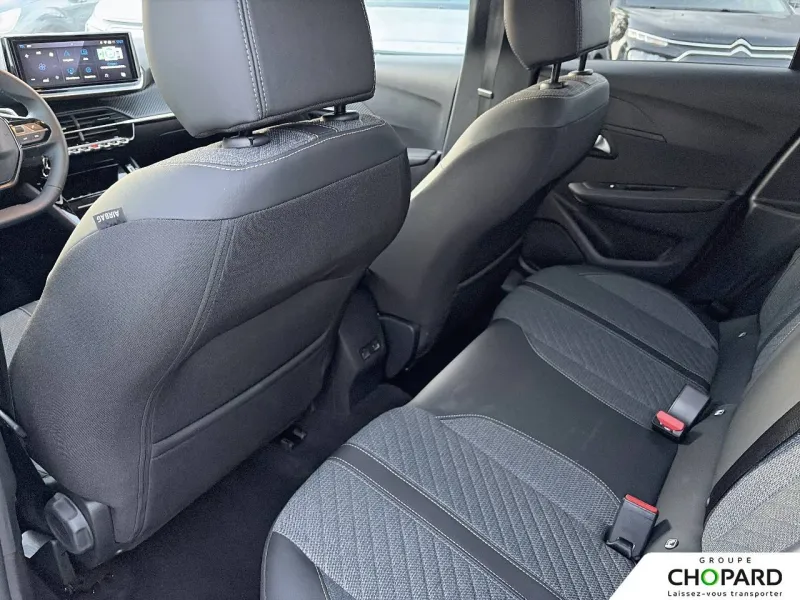 Image secondaire du véhicule 12