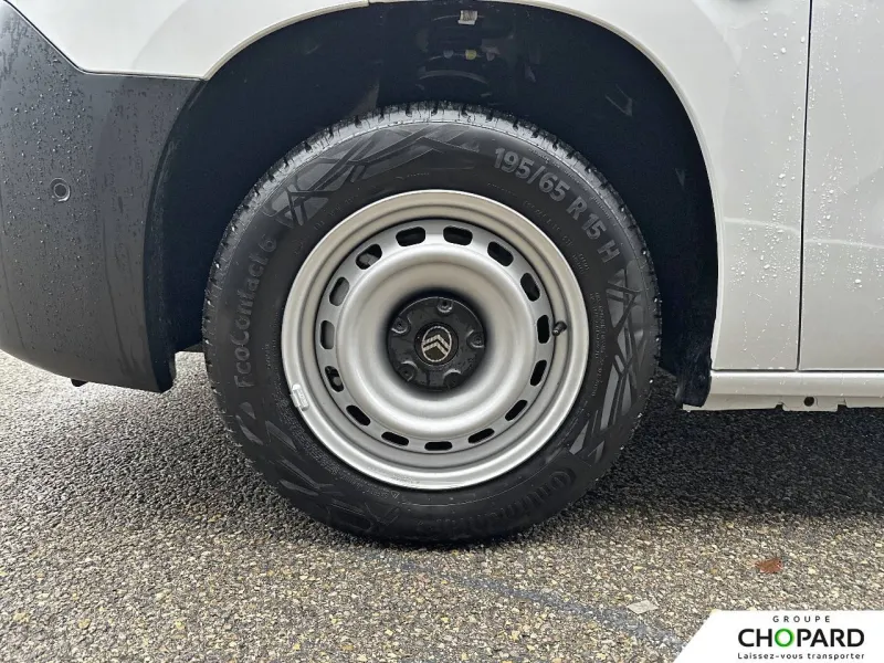 Image secondaire du véhicule 22