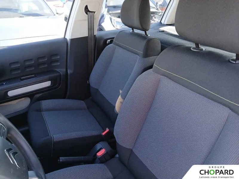 Image secondaire du véhicule 16