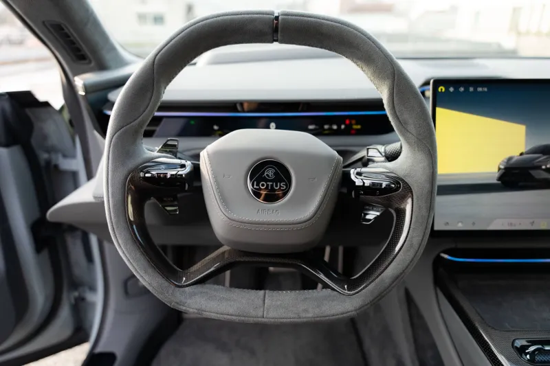 Image secondaire du véhicule 8